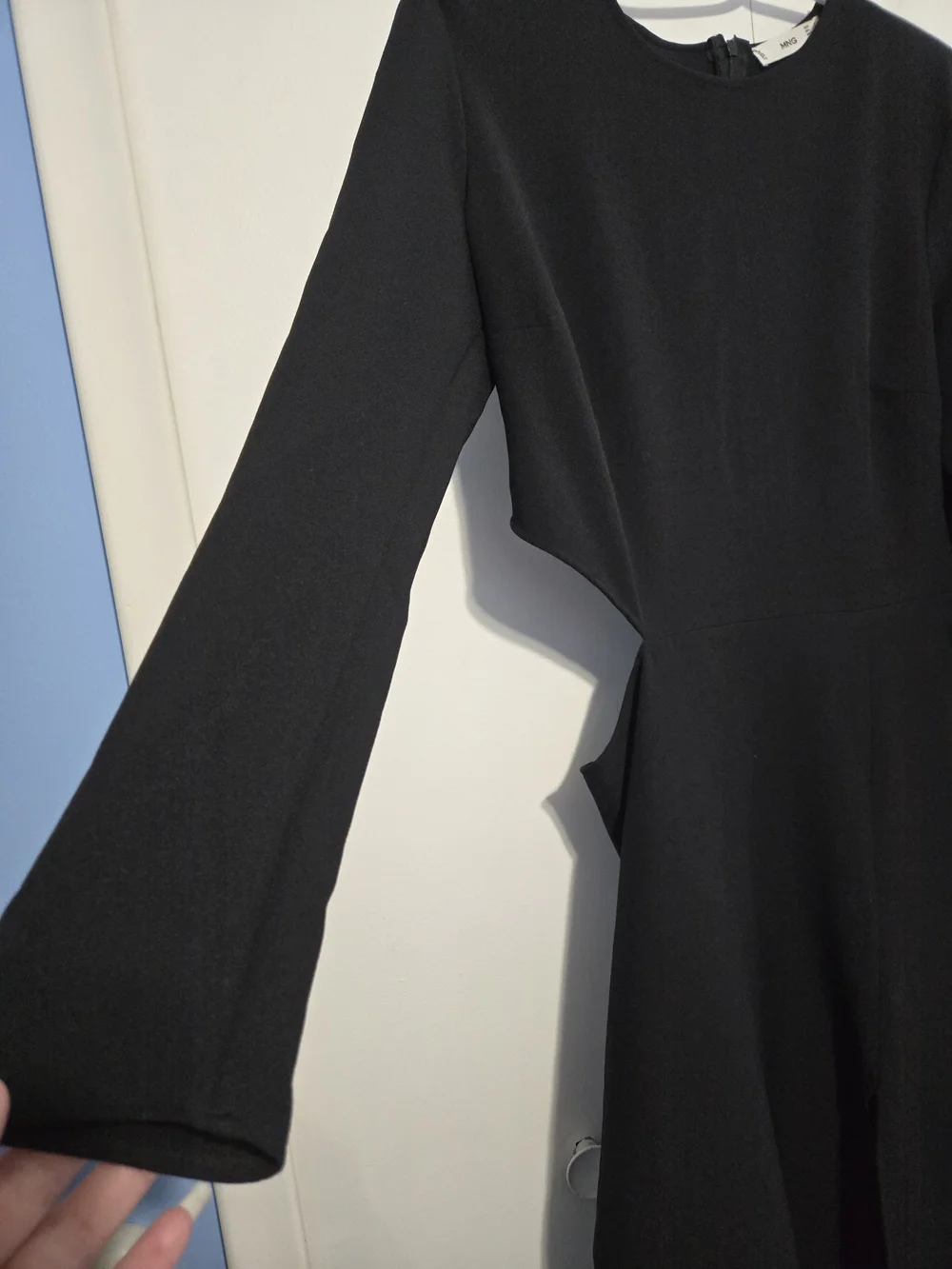 Mango Black Maxi Dress Womens Size 8 Side Cutout‎ Chain Detail Long Sleeve